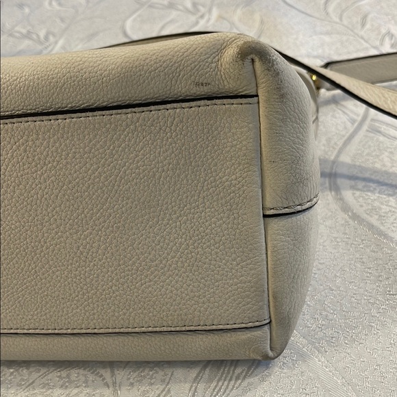 Tory Burch Ivory/ Cream and Gold Britten Satchel - Picture 9 of 16